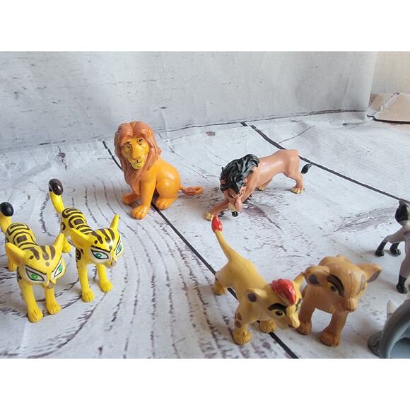 Mixed Lot Of Disney Lion King Lion Guard Figures 9 Figures Cake Toppers - Picture 5 of 11